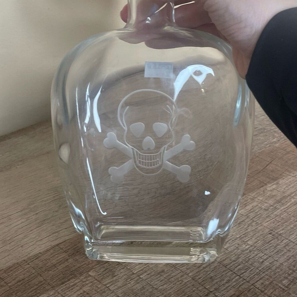 Rolf Glass Skull And Crossbones Decanter Sand Engraved in the USA